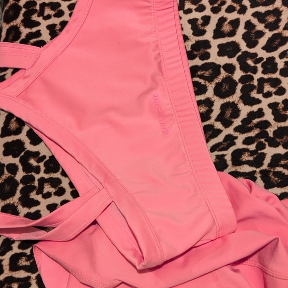 Fashion Nova Pink Set - Picture 11 of 14